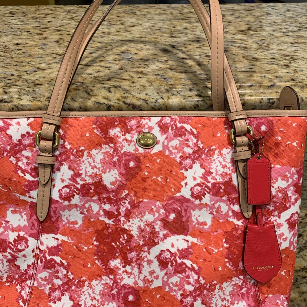 Beautiful floral Coach tote bag